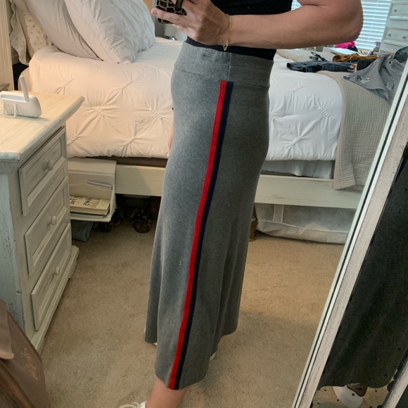 Velvet by Spencer and Graham skirt - Picture 2 of 5